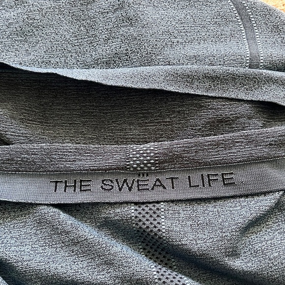 Lululemon Swiftly Tech Short Sleeve Crew Black / Desert Teal Size 8 - Picture 6 of 7